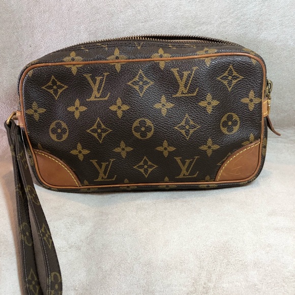 SOLD on M! Auth Louis Vuitton Clutch!! - Picture 7 of 7